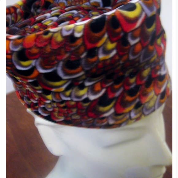 60’s Velvet Peacock Print Tilt Hat